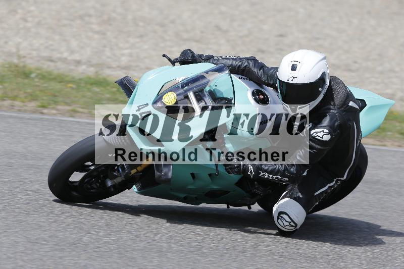 /09 19.04.2026  Caremotion get faster ADR/Gruppe gelb/44